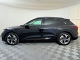 Used 2022 Audi e-tron Premium w/ Convenience Plus Package image 2