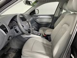 Used 2016 Audi Q5 2.0T Premium Plus w/ Technology Package image 3