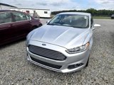 Used 2016 Ford Fusion SE w/ Equipment Group 202A image 2