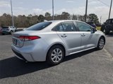 Used 2022 Toyota Corolla LE image 4