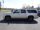 Used 2009 Chevrolet Suburban LT w/ Regional Value Package image 4