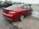 Used 2016 Ford Fusion SE image 3