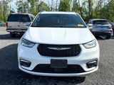 Used 2021 Chrysler Pacifica Pinnacle image 3