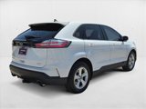 Used 2020 Ford Edge SE image 5
