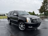 Used 2013 Cadillac Escalade Luxury image 2