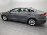 Used 2020 Ford Fusion SE image 3