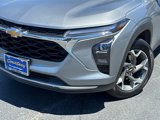 Used 2025 Chevrolet Trax LT w/ Driver Confidence Package image 3
