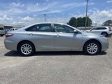 Used 2015 Toyota Camry LE image 2