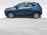 Used 2022 Chevrolet Trax LT w/ LT Convenience Package image 2