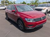 Used 2018 Volkswagen Tiguan SEL image 2