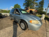 Used 2006 Chrysler Town & Country image 2