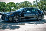 Used 2019 Toyota Camry SE image 2