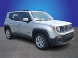 Used 2017 Jeep Renegade Latitude image 3