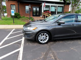 Used 2020 Ford Fusion SE image 2