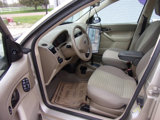 Used 2006 Ford Focus SE image 2