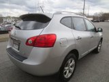 Used 2011 Nissan Rogue SV w/ Premium Pkg image 2
