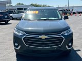 Used 2020 Chevrolet Traverse LT w/ LT Premium Package image 2
