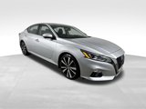 Used 2020 Nissan Altima 2.5 Platinum image 3