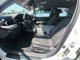 Used 2022 Toyota Camry LE image 3