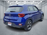 Used 2022 Hyundai Venue SEL image 5