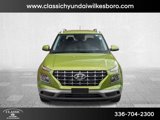 New 2024 Hyundai Venue SEL image 2