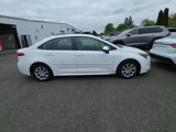 Used 2021 Toyota Corolla LE image 2