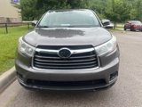 Used 2015 Toyota Highlander LE image 2