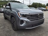 New 2024 Volkswagen Atlas SE image 3