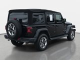 Used 2018 Jeep Wrangler Unlimited Sahara image 5