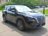 Used 2024 Nissan Rogue S image 3