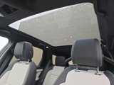 New 2025 Land Rover Discovery Sport Dynamic SE image 2