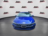 Used 2024 Hyundai Elantra SE image 2