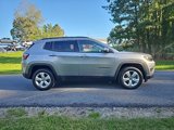 Used 2020 Jeep Compass Latitude w/ Cold Weather Group image 4