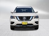 Used 2019 Nissan Pathfinder Platinum image 2