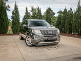 Used 2017 Ford Explorer Limited image 2
