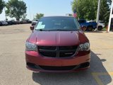 Used 2017 Dodge Grand Caravan SE image 2