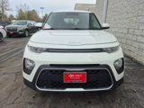 Used 2022 Kia Soul LX image 2