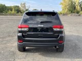 Used 2021 Jeep Grand Cherokee Laredo image 4