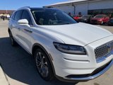 Used 2022 Lincoln Nautilus Reserve w/ Luxury Package image 4