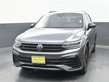 Used 2022 Volkswagen Tiguan SE R-Line image 3