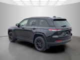 Used 2024 Jeep Grand Cherokee Altitude image 6