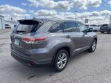 Used 2015 Toyota Highlander XLE image 3