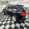 Used 2012 Volkswagen Touareg VR6 image 3