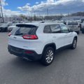 Used 2014 Jeep Cherokee Limited w/ Luxury Group image 2