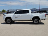 Used 2020 Toyota Tacoma TRD Off-Road image 2
