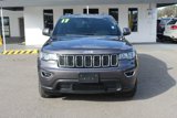 Used 2017 Jeep Grand Cherokee Laredo w/ Quick Order Package 2BE image 2