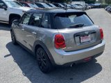Used 2021 MINI Cooper 4-Door Hardtop image 5