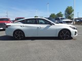 Used 2023 Nissan Altima 2.5 SR image 3