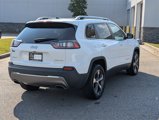 Used 2019 Jeep Cherokee Limited image 5