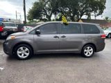 Used 2014 Toyota Sienna L image 4